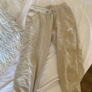 Nike Joggers